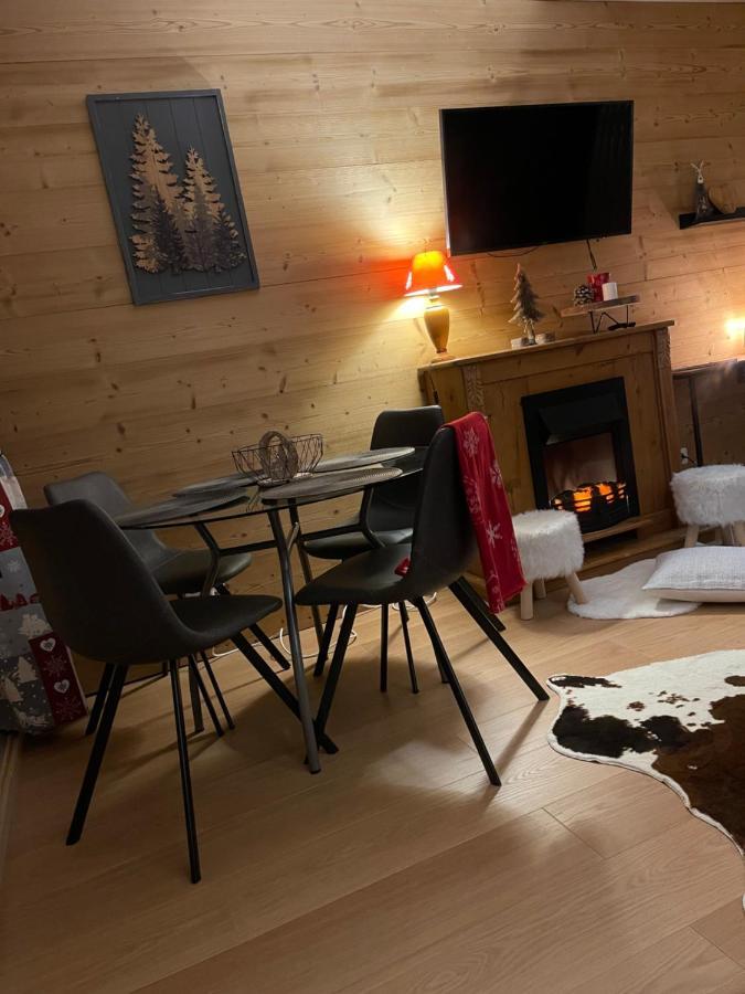Studio 2 Alpes Style Chalet Au Pied De Telesiege Du Diable เลส์เดอซาลป์ ภายนอก รูปภาพ